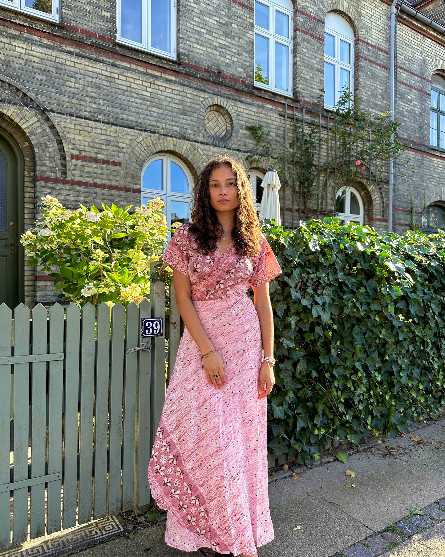 Long Wrap Dress Lila (Gold Foil) - Light Pink